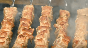 Мягкий и сочный шашлык из свиного окорока